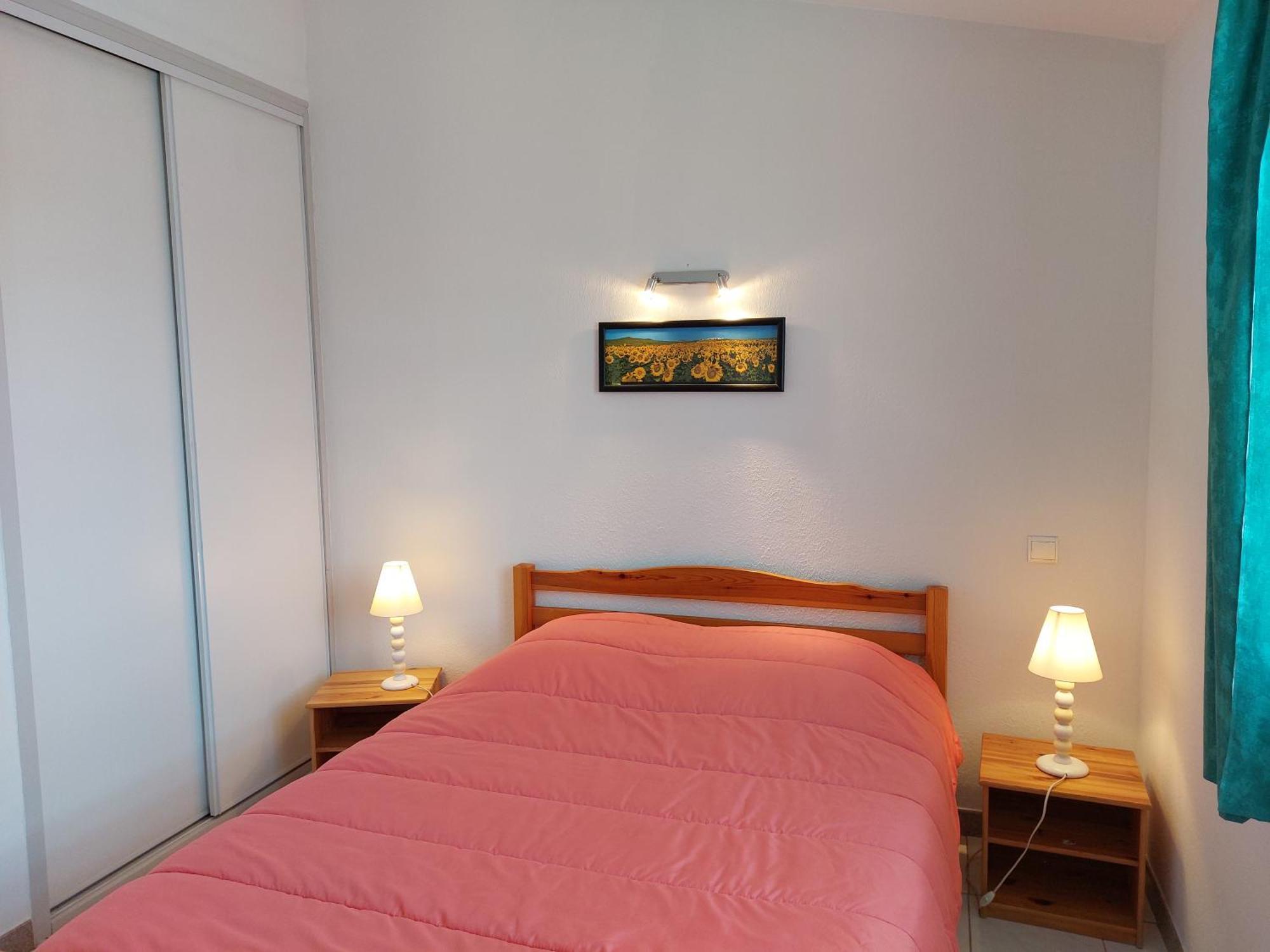 Village De Gites La Fontinelle Bessas Room photo