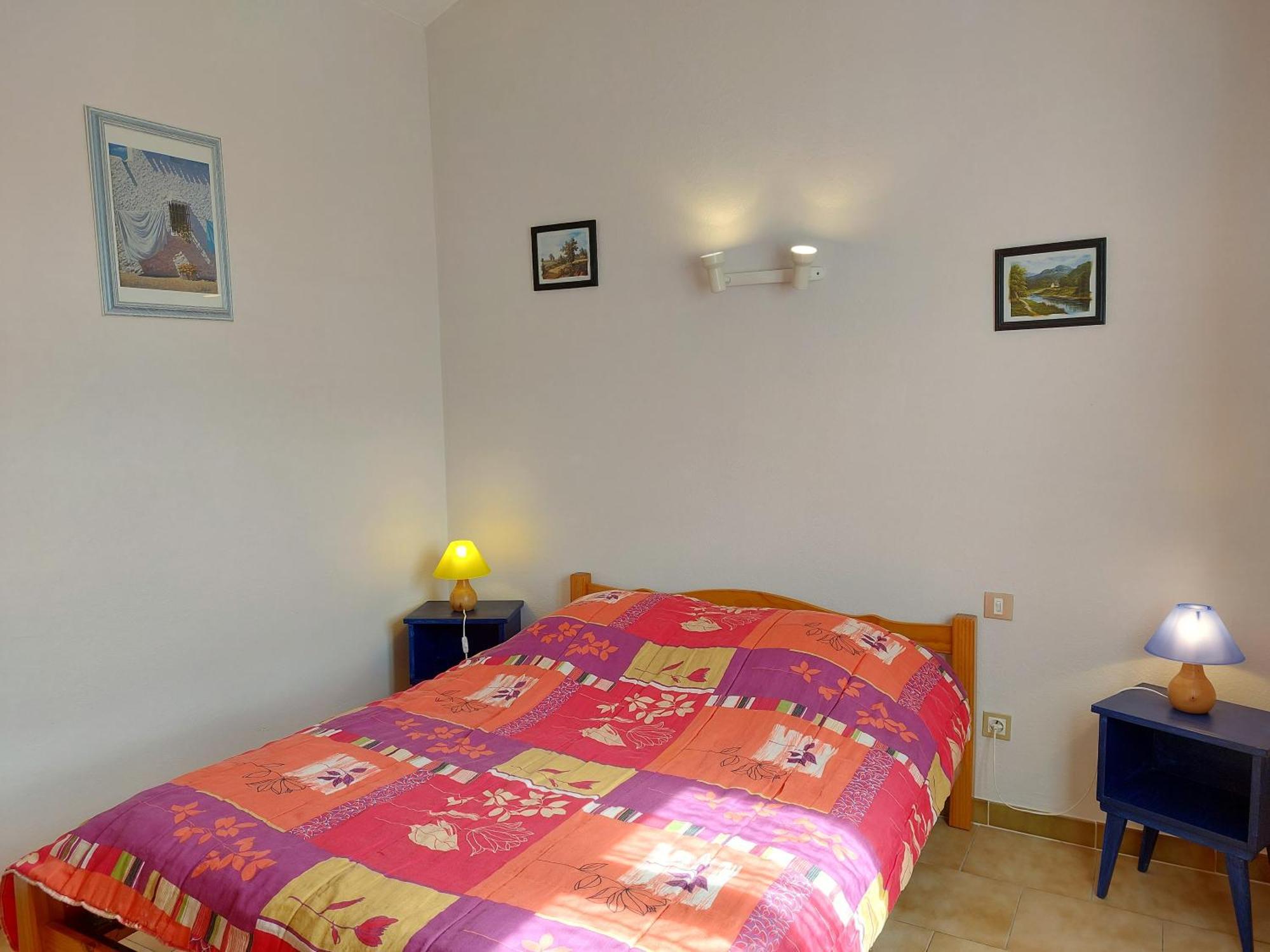 Village De Gites La Fontinelle Bessas Room photo