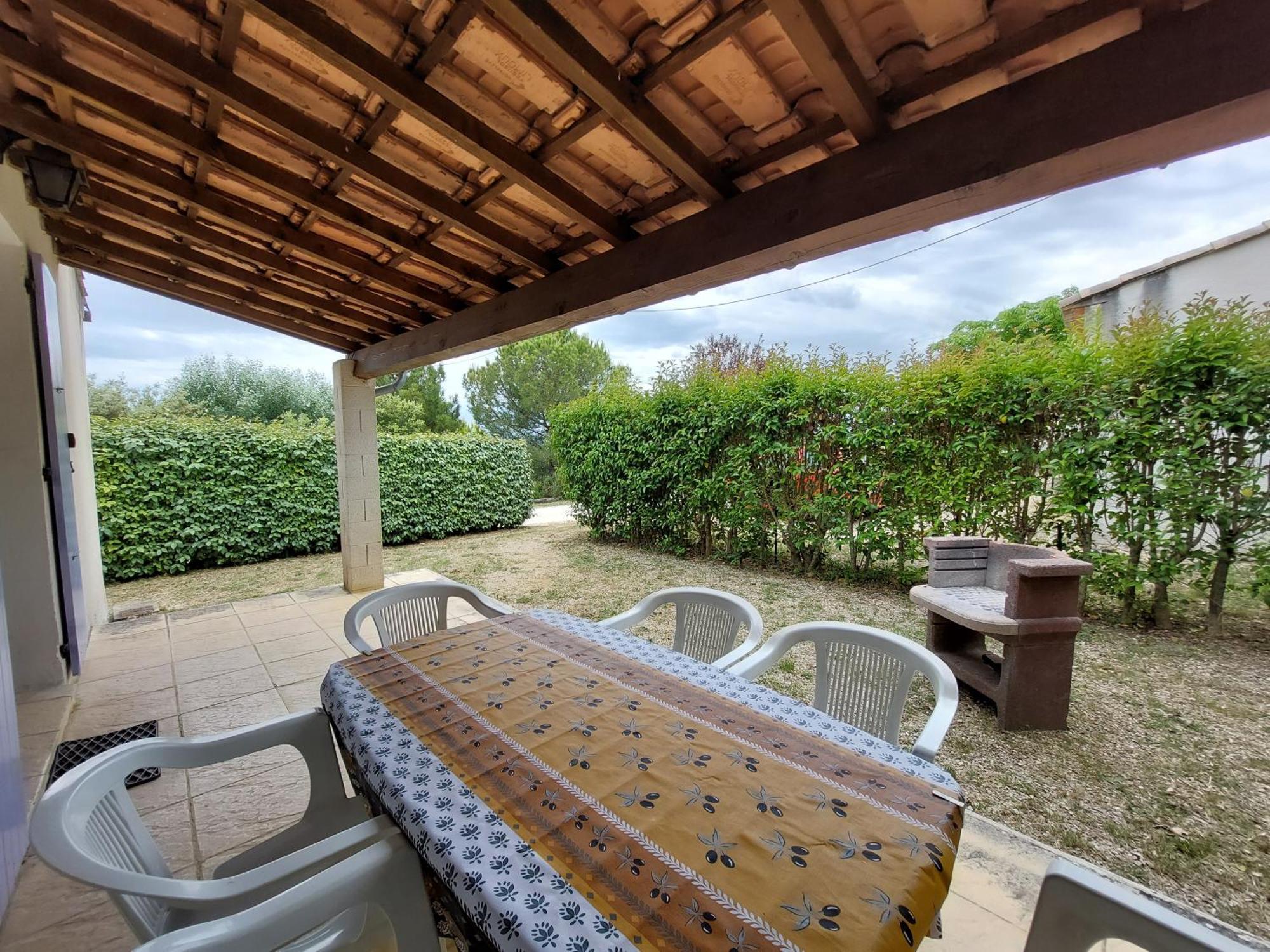 Village De Gites La Fontinelle Bessas Room photo