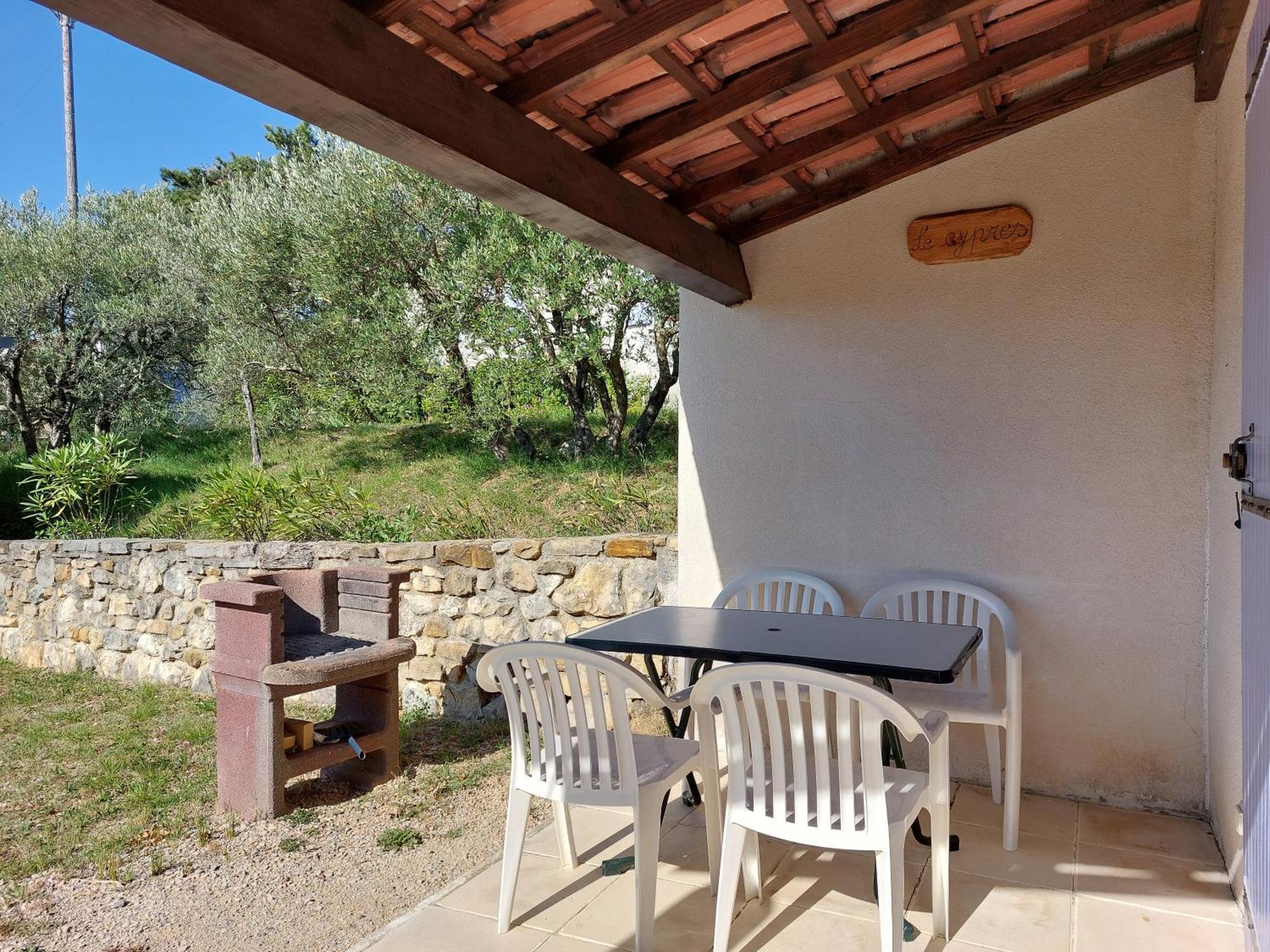 Village De Gites La Fontinelle Bessas Room photo